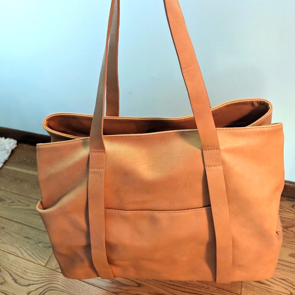 Universal Thread Travel Bag
